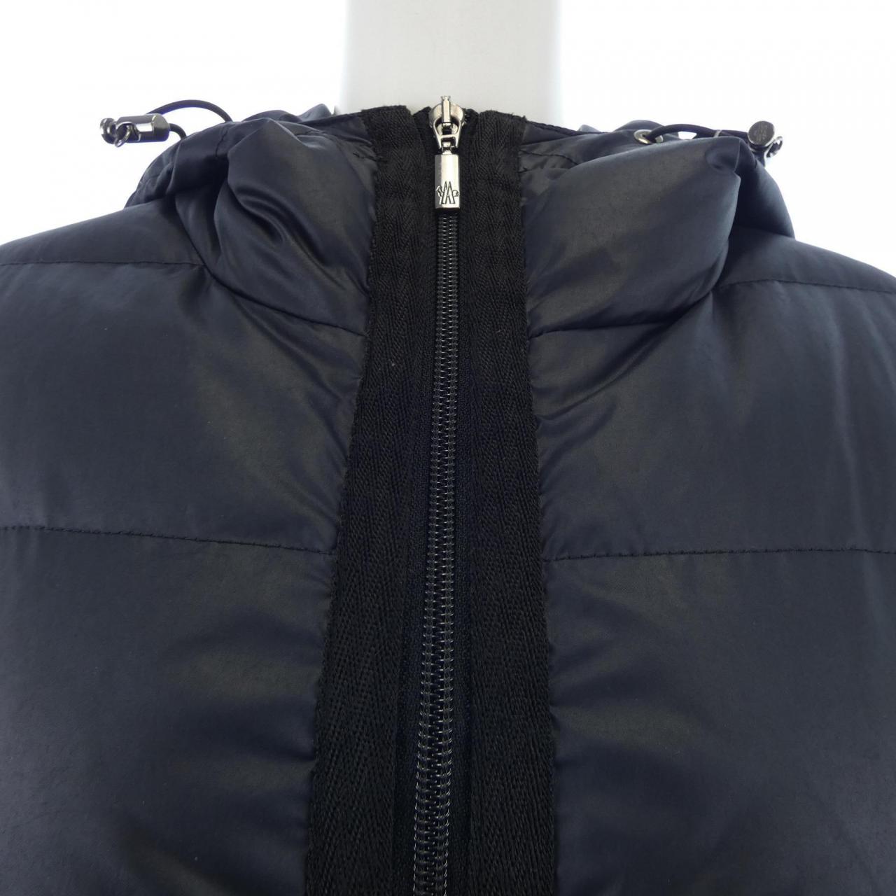 モンクレール MONCLER ダウンコート