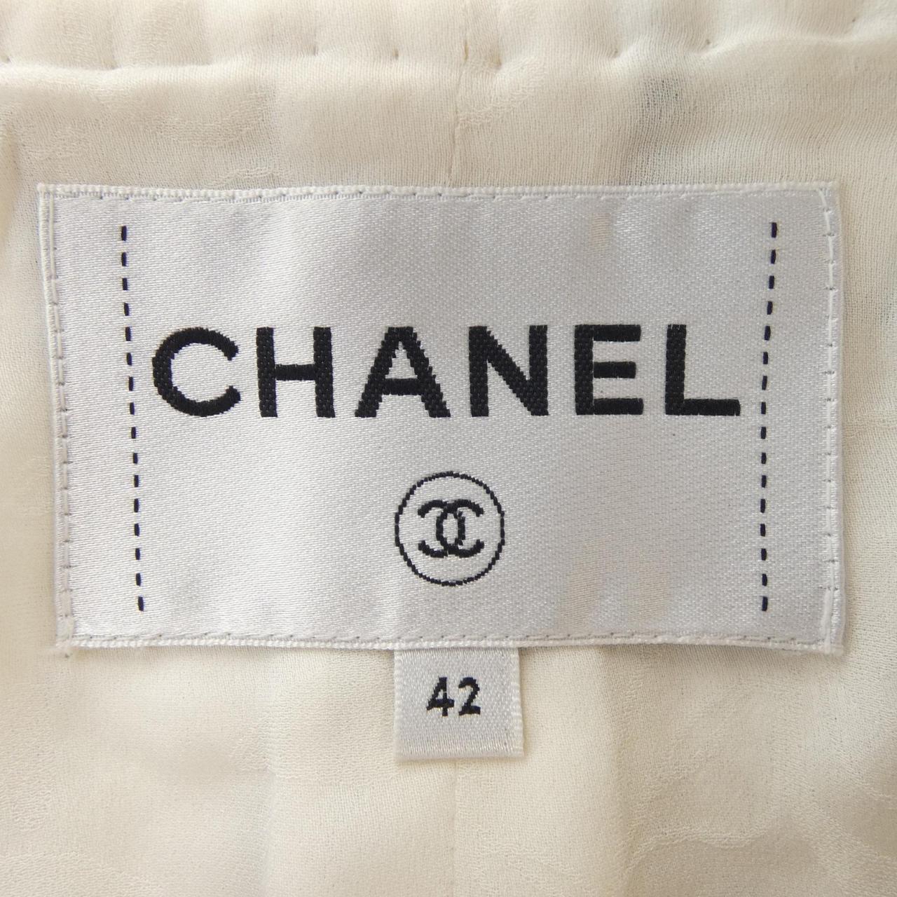 シャネル CHANEL ノーカラージャケット