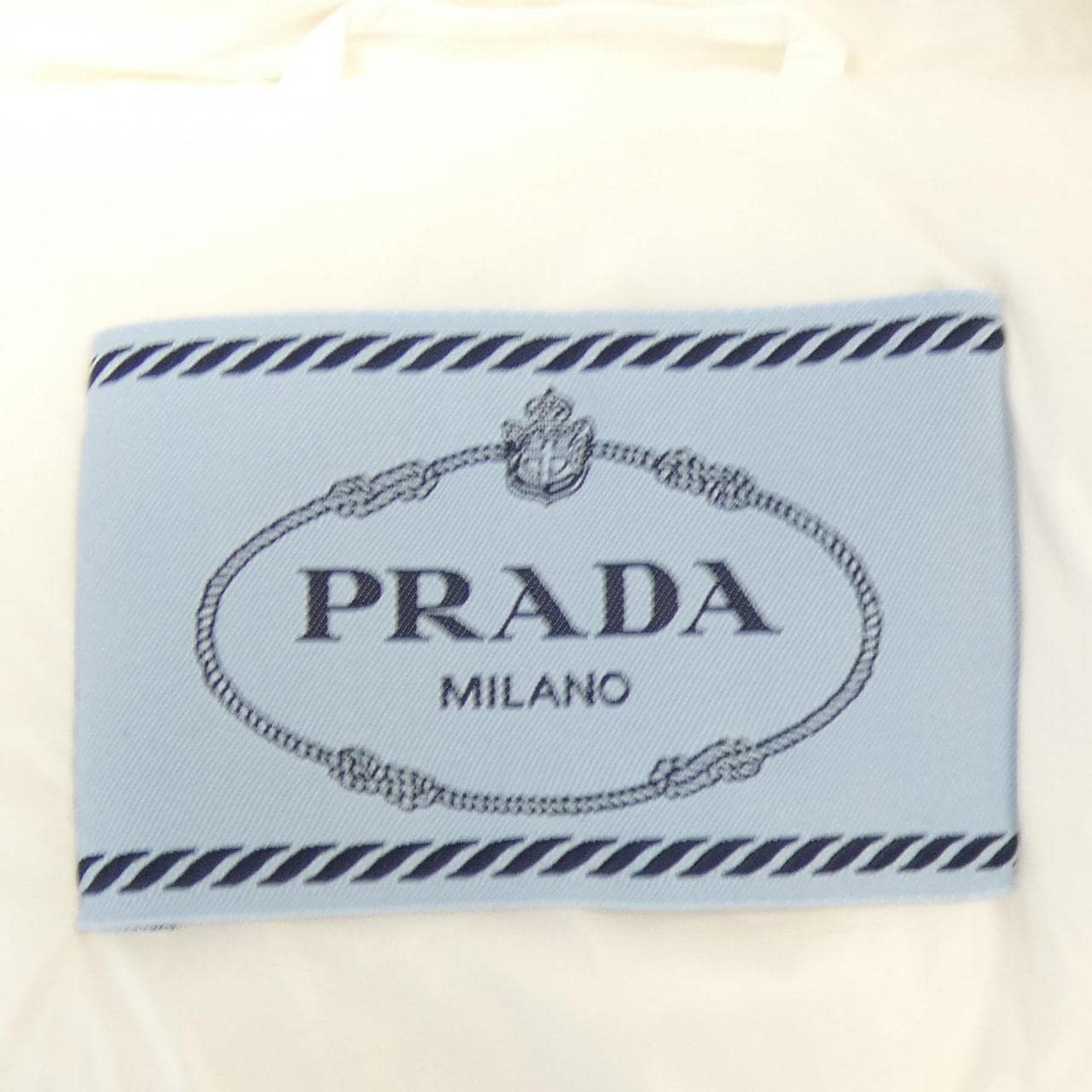 プラダ PRADA ダウンジャケット