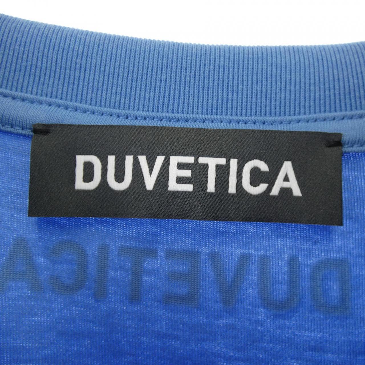 デュベティカ DUVETICA VURT20131 Tシャツ