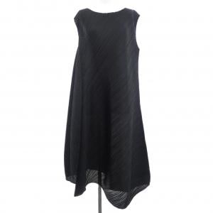 プリーツプリーズ PLEATS PLEASE PP83-JH583 ワンピース