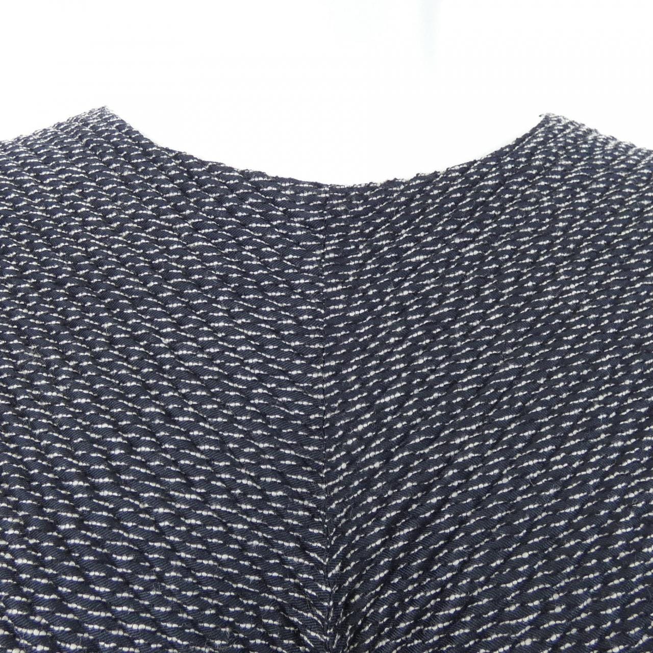 ISSEY MIYAKE IM13FJ124 Tops