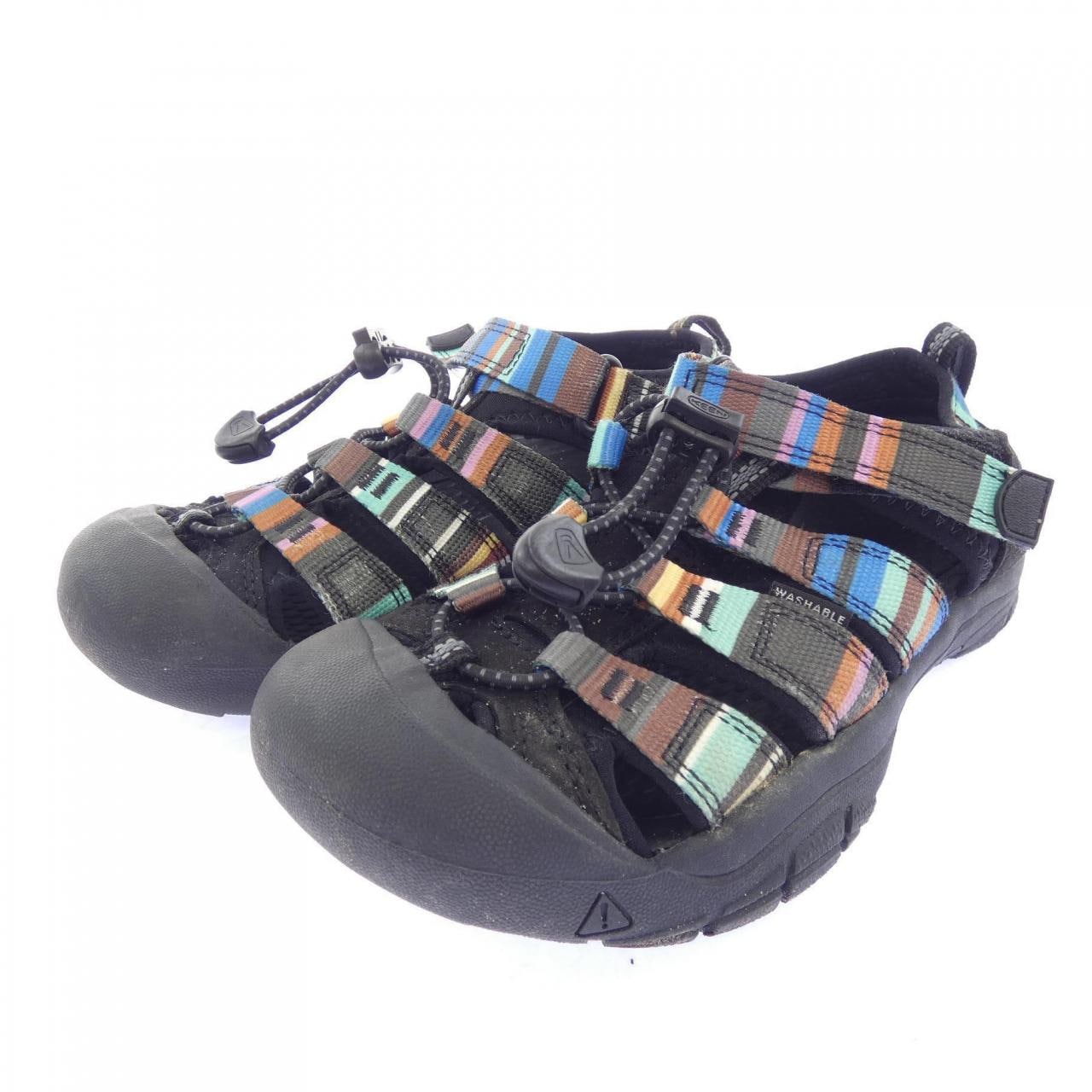 キーン KEEN サンダル