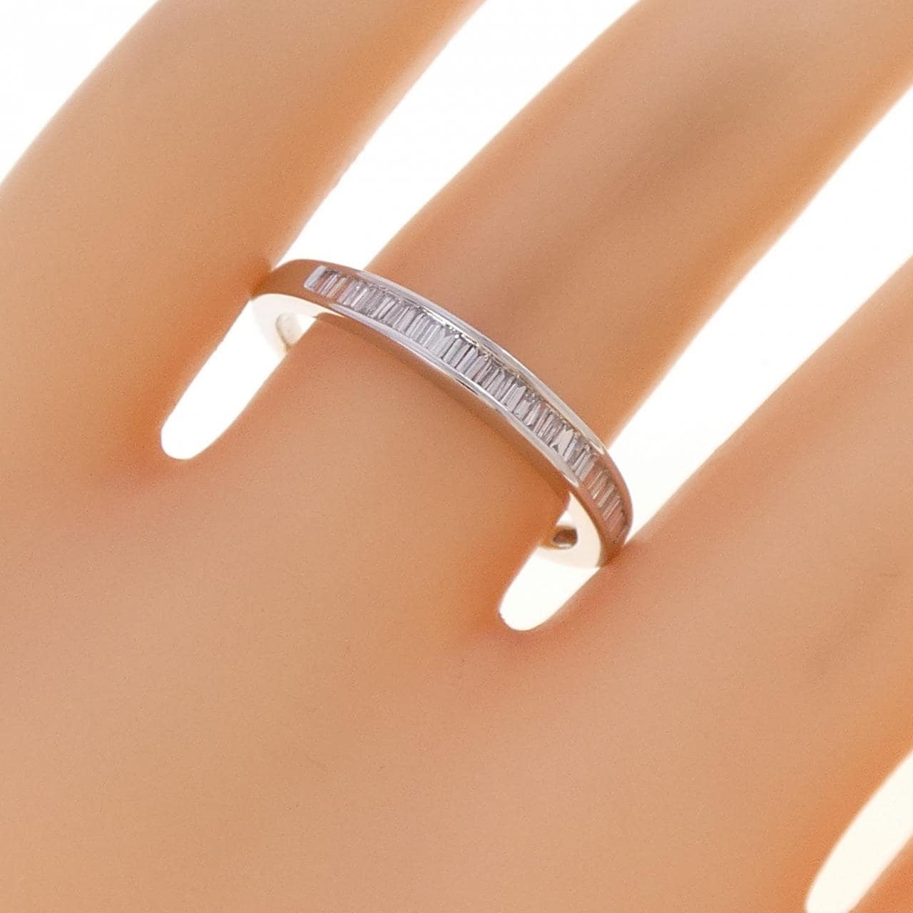 K18WG ダイヤモンド リング 0.18CT