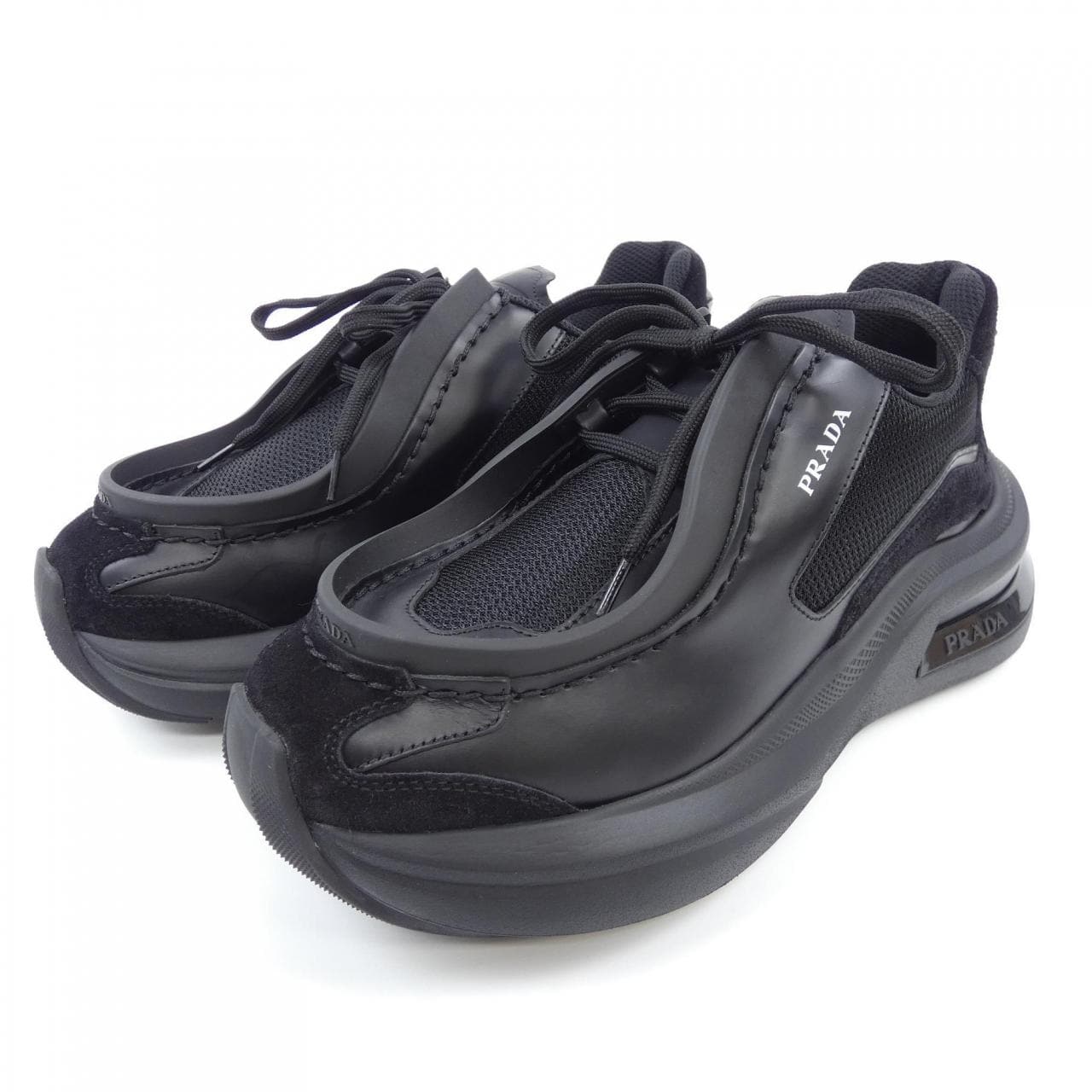 プラダ PRADA スニーカー