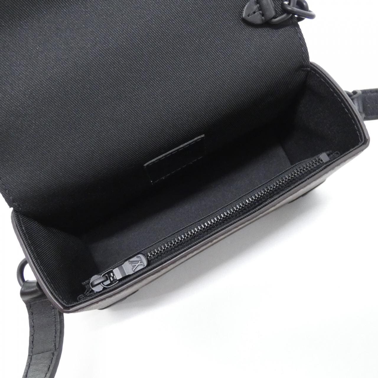 ルイヴィトン モノグラム マカサー スティーマー ウェアラブル ウォレット M83613 ショルダーバッグ