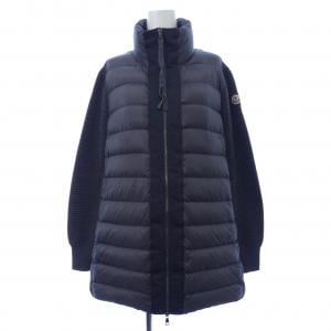 モンクレール MONCLER ダウンジャケット