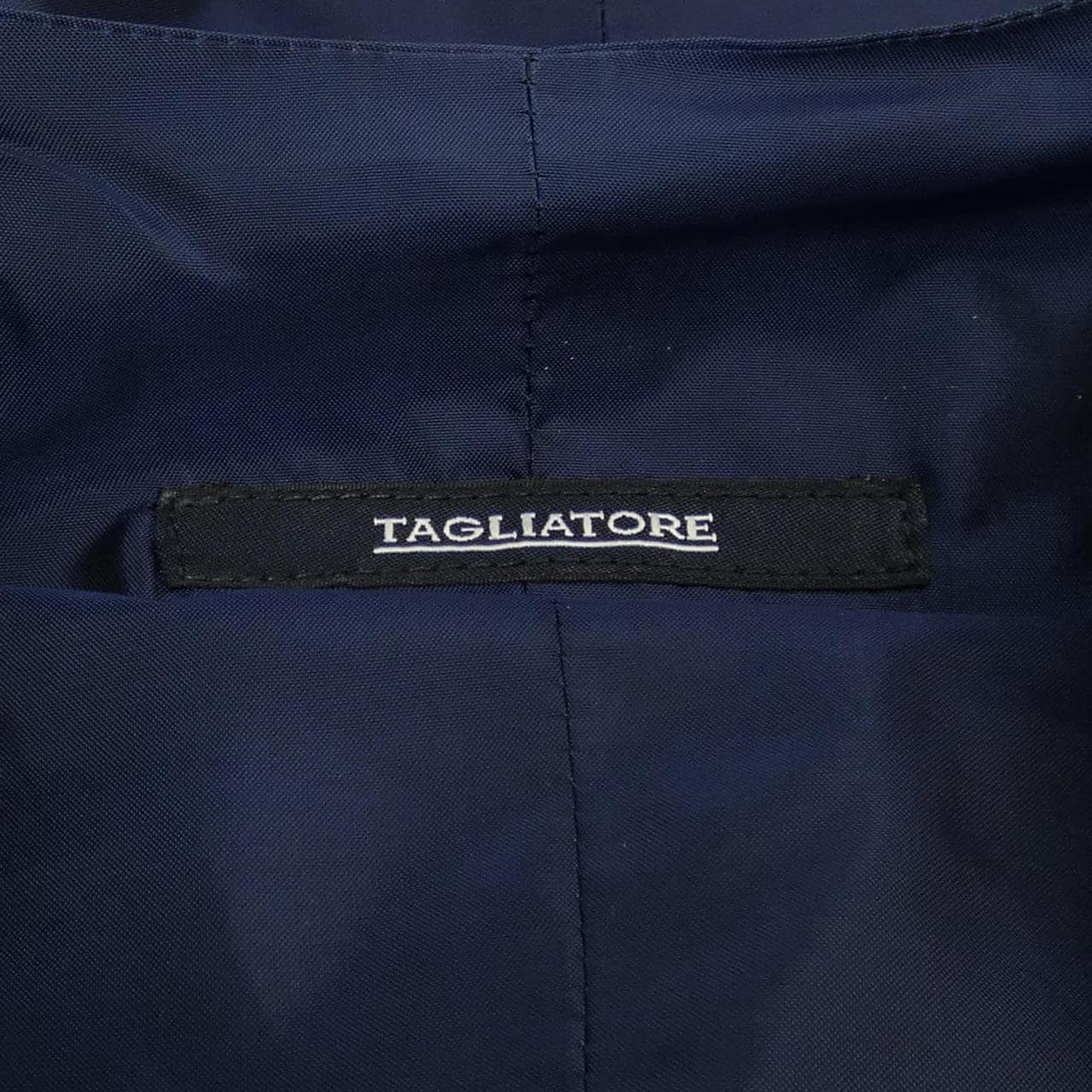 タリアトーレ TAGLIATORE ベスト