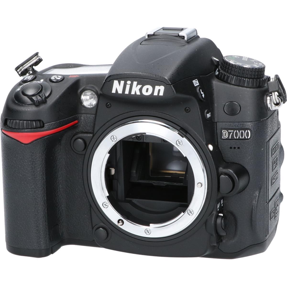 Nikon 一眼レフカメラ　D7000
