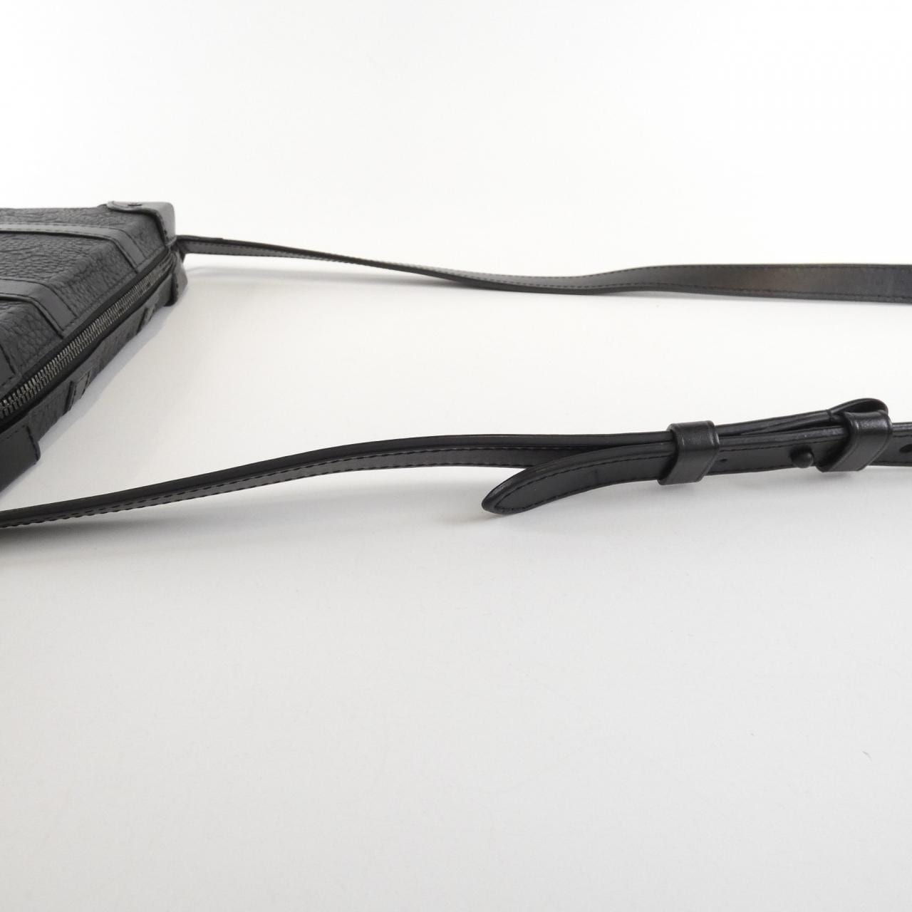 ルイヴィトン トリヨン モノグラム ソフトトランク ウォレット M80224 ショルダーバッグ