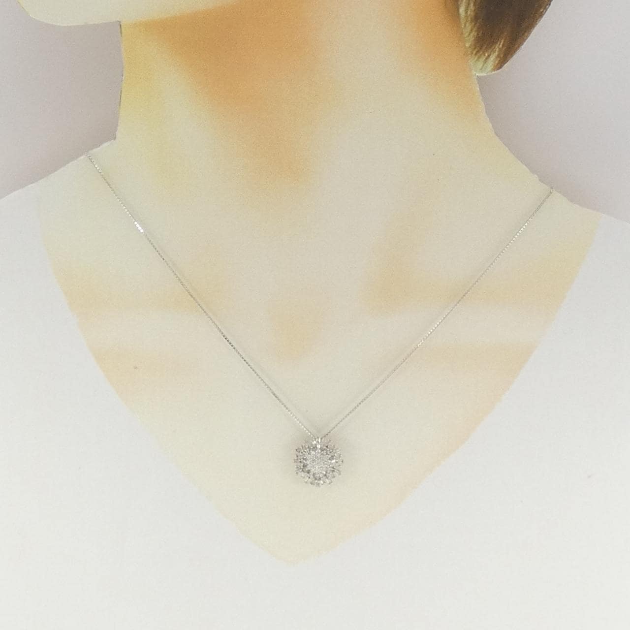 ジーエスティービー K18WG ネックレス 0.45CT