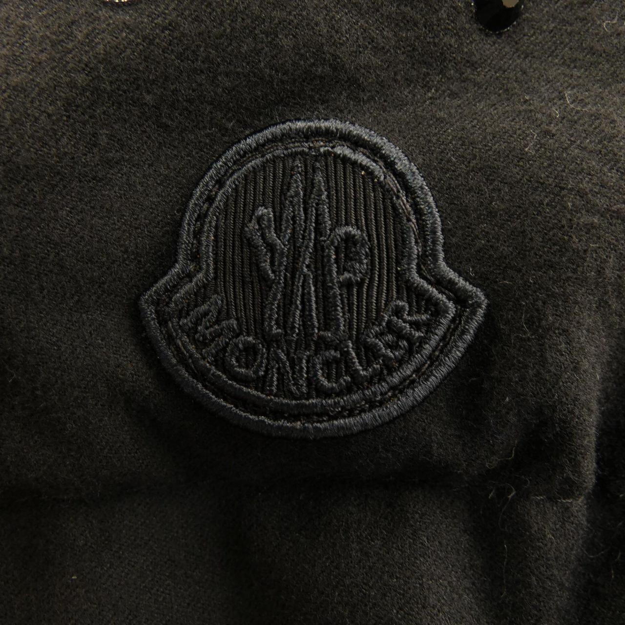 モンクレール MONCLER ダウンジャケット