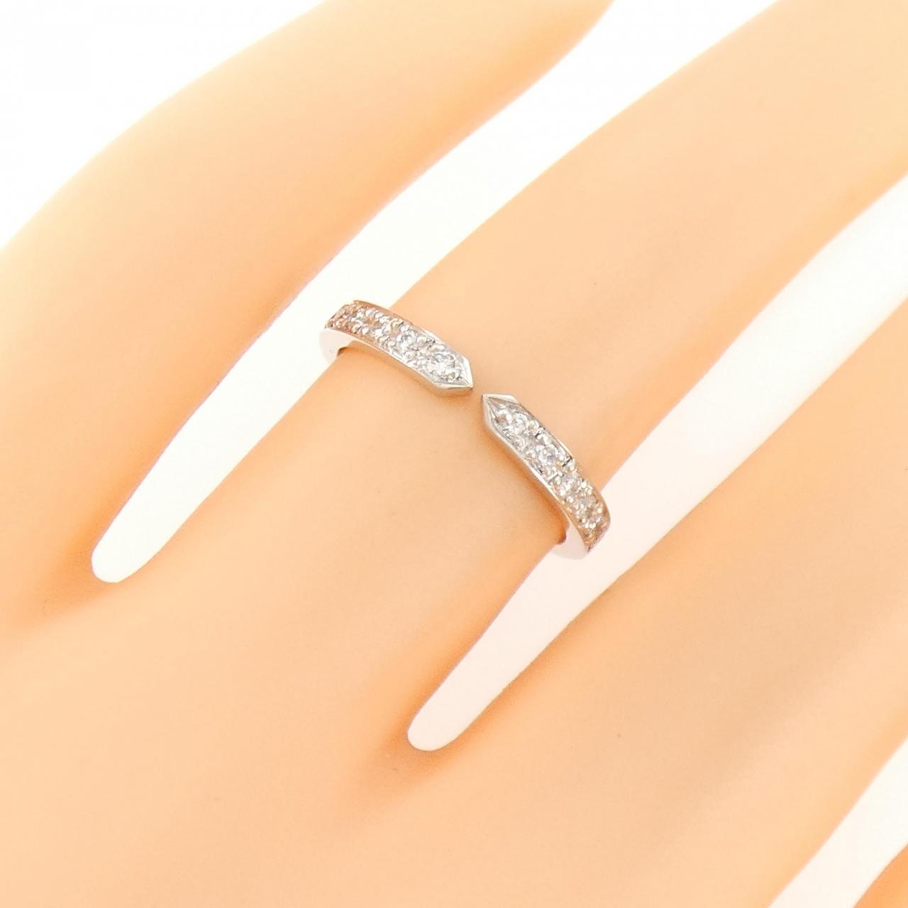 COCOSHNIK Diamond ring