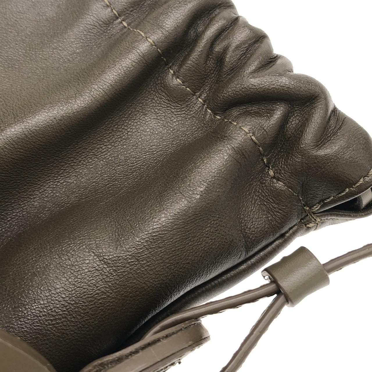 ロエベ アナグラム カット アウト ポケット C922Y62X04 ショルダーバッグ