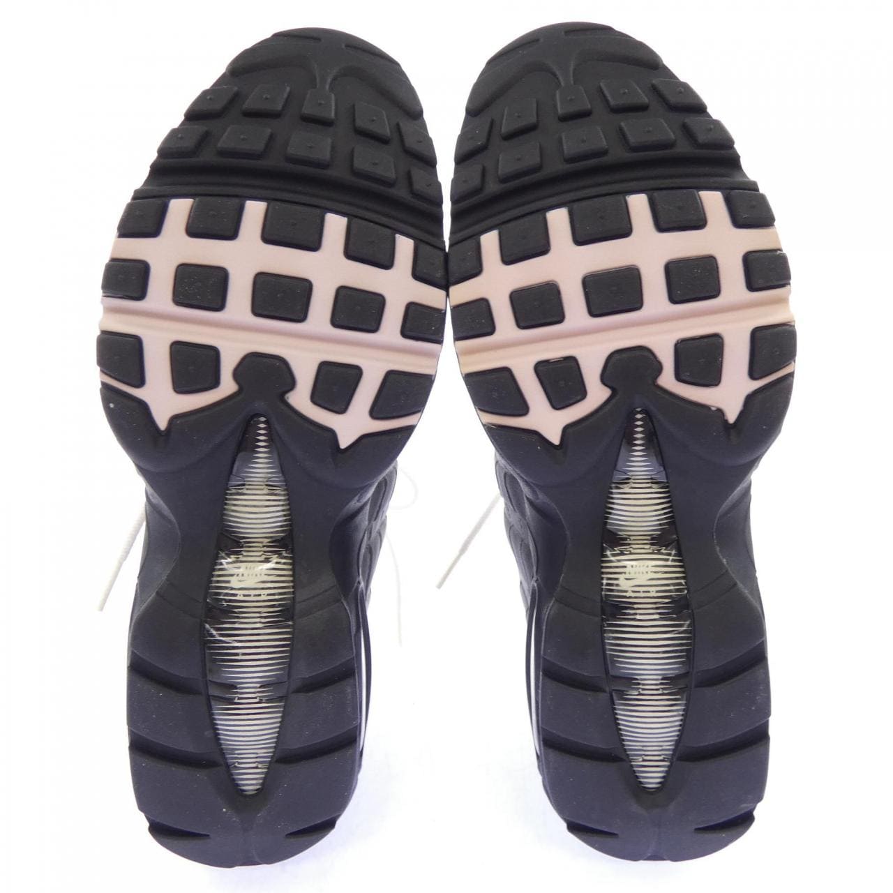 ナイキ NIKE CJ0588-001 スニーカー