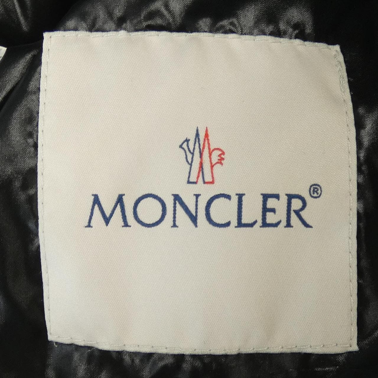 モンクレール MONCLER ダウンジャケット