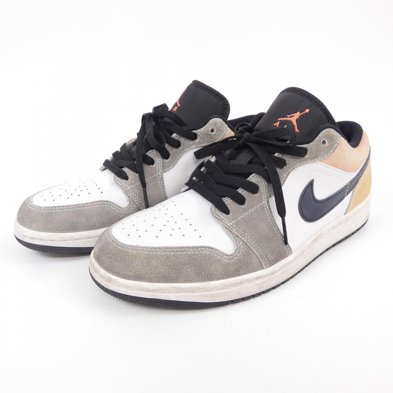ナイキ NIKE スニーカー