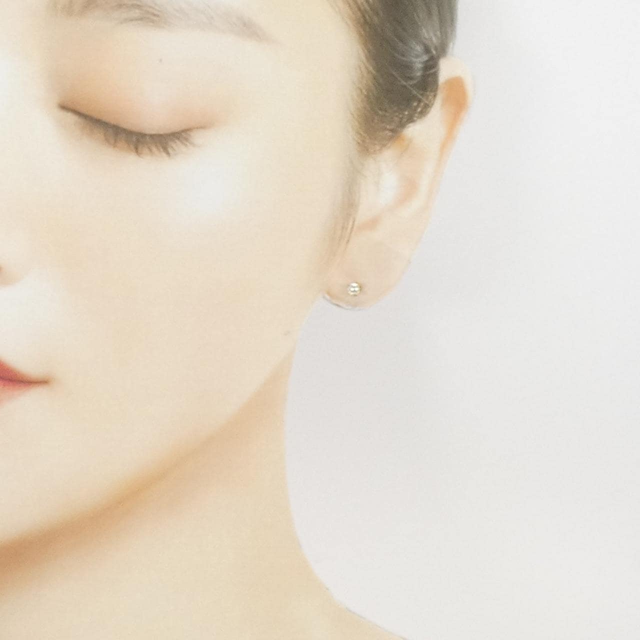 K18YG ソリティア ダイヤモンド ピアス