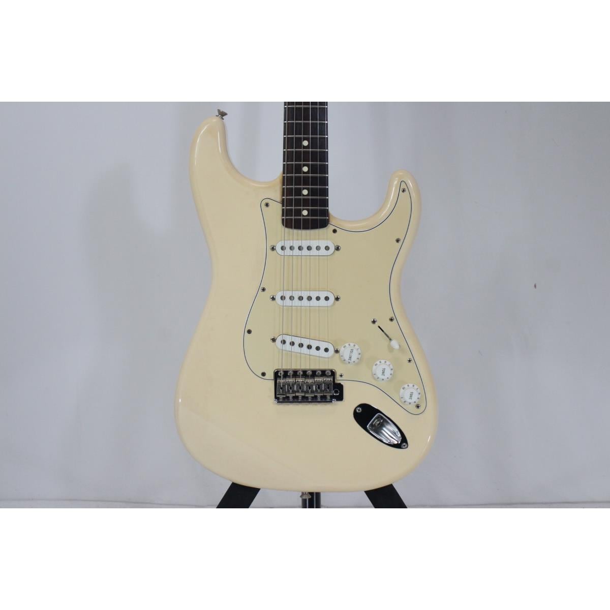 FENDER CLASSIC 70S STRATOCASTER