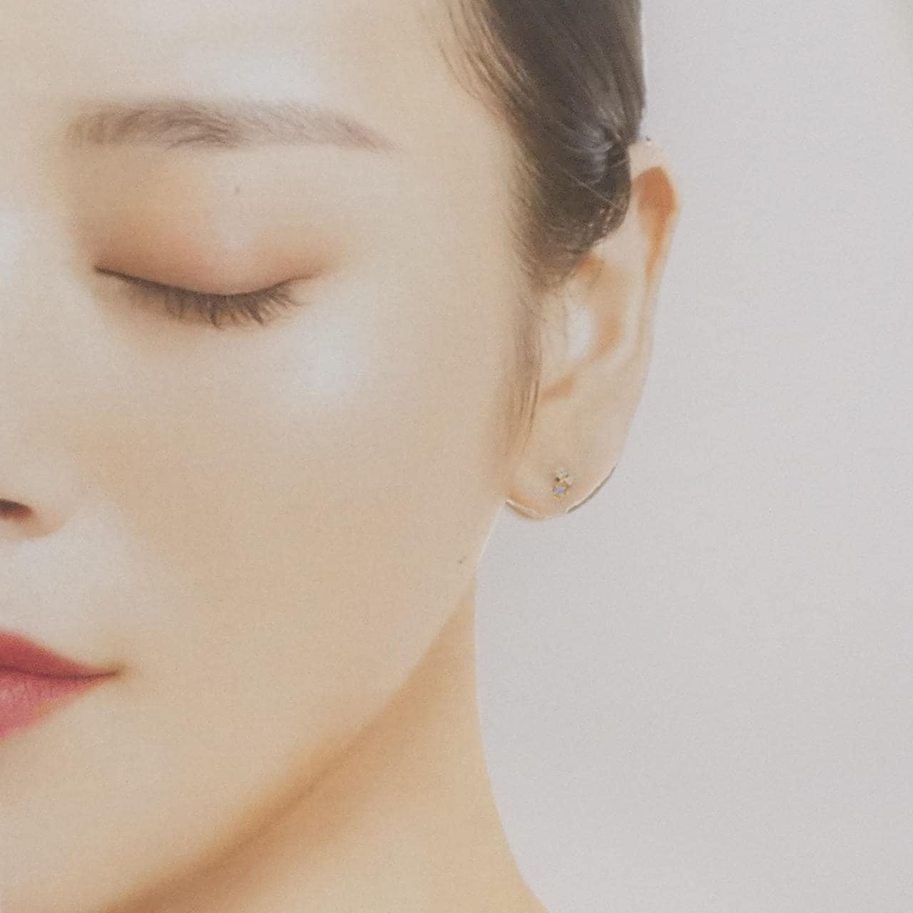 ノジェス カラーストーン ピアス