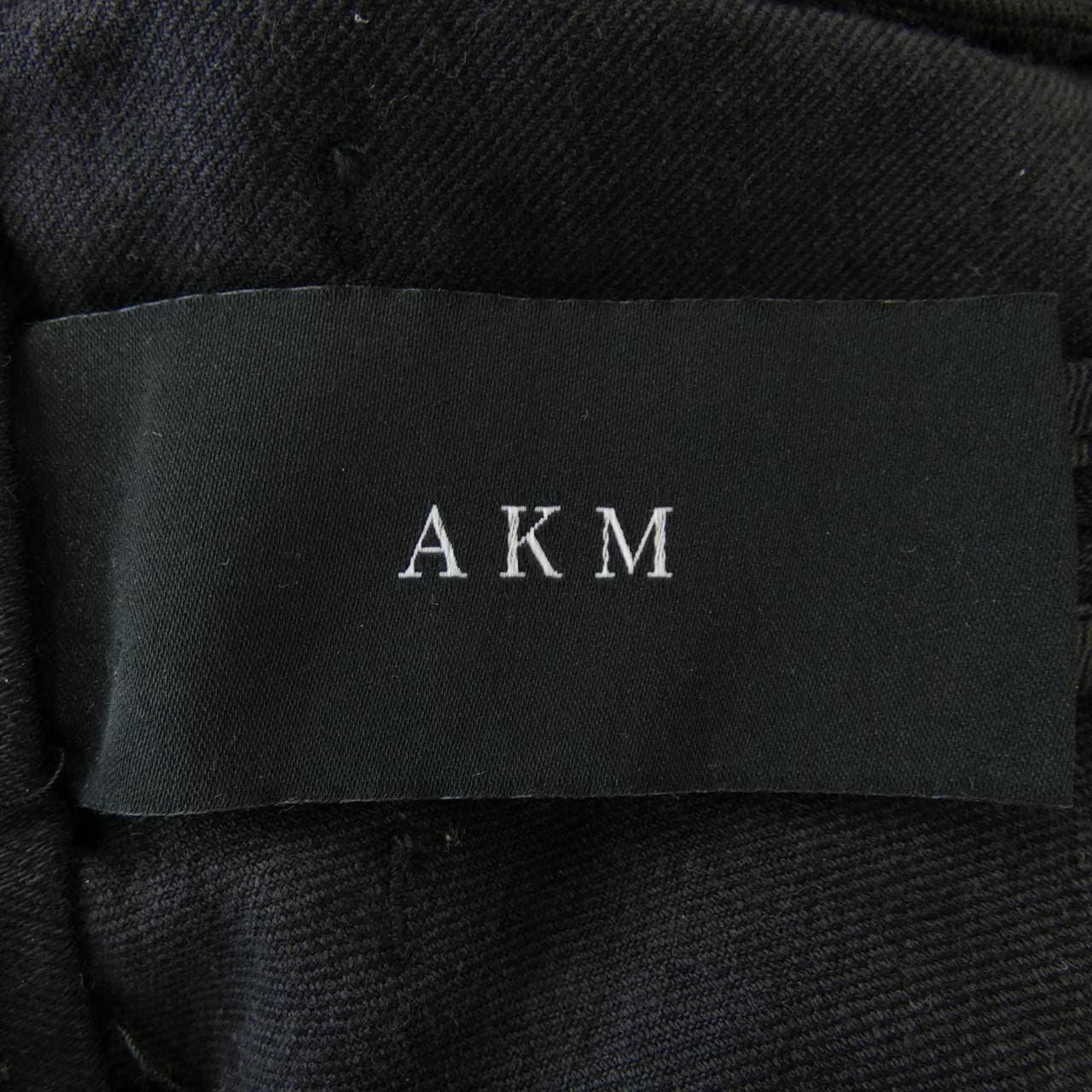 エイケイエム AKM ジーンズ
