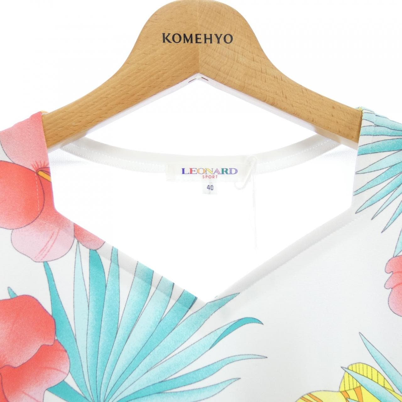 レオナールスポーツ LEONARD SPORT トップス