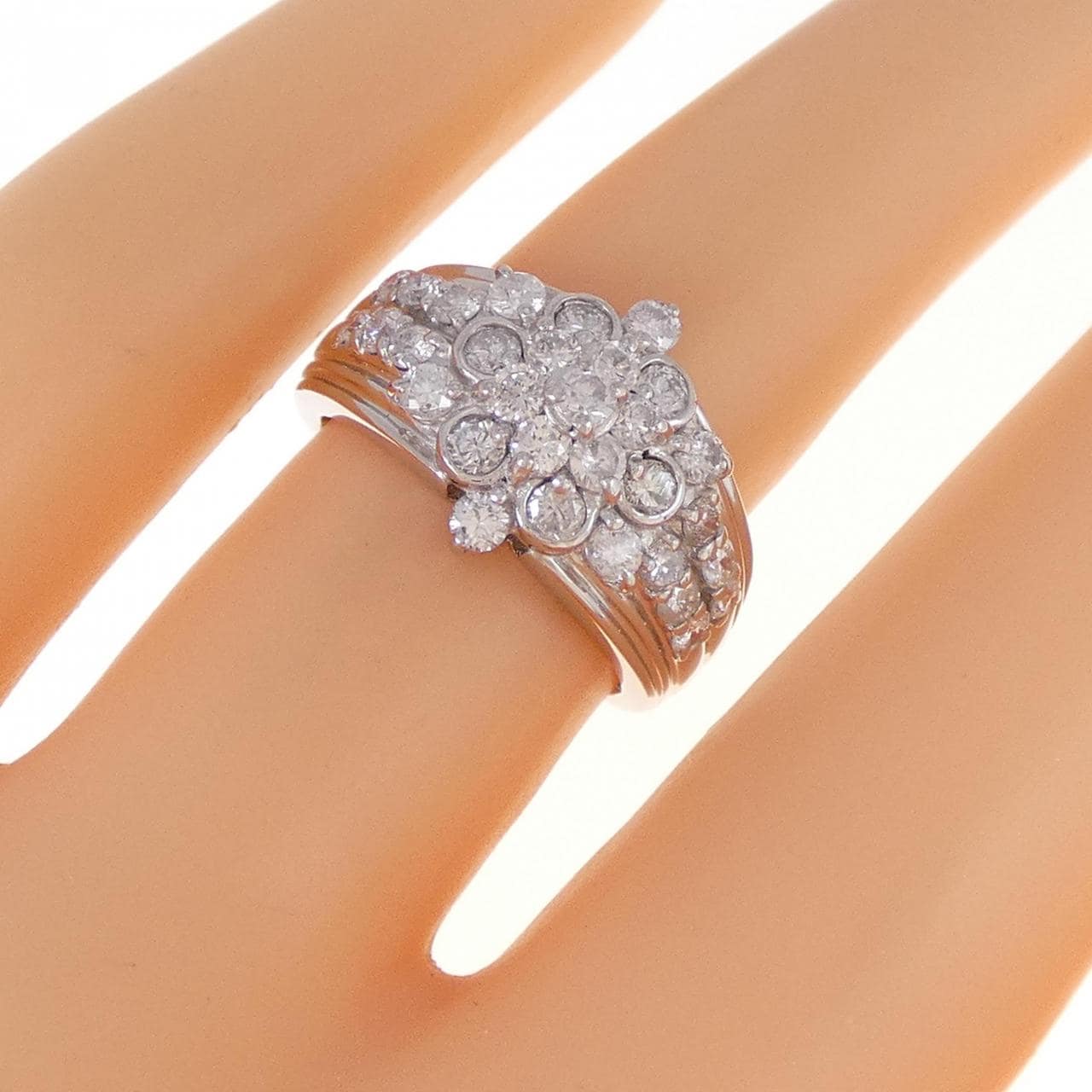 PT ダイヤモンド リング 1.04CT