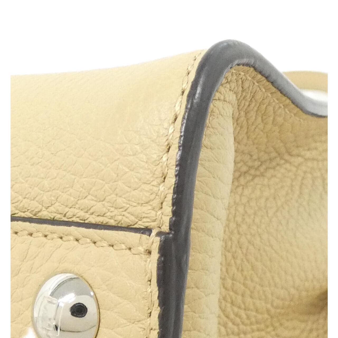 フェンディ SELLERIA ピーカブー ミニ 8BN244 AFQ8 バッグ