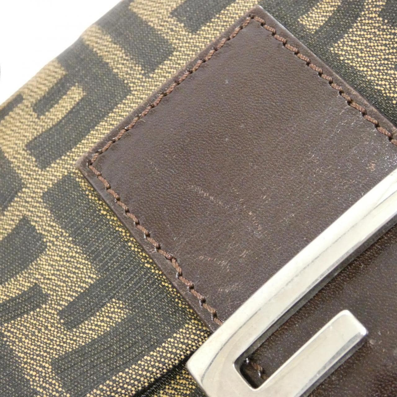 【ヴィンテージ】フェンディ バゲット 26424 ショルダーバッグ