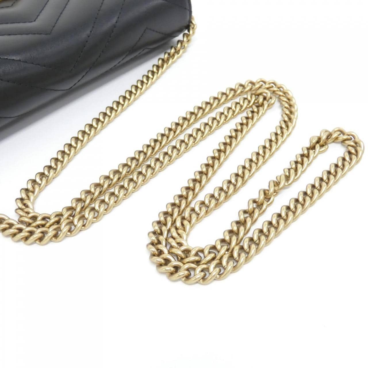グッチ GG MARMONT 474575 DTD1T ショルダーバッグ