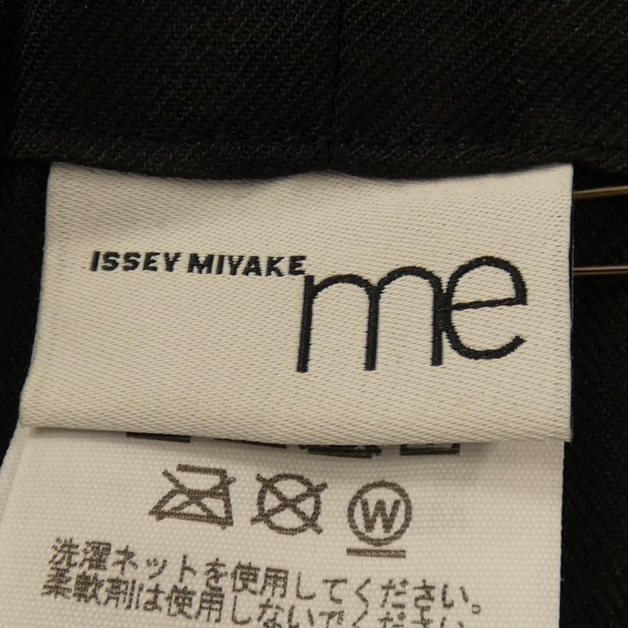 ミーイッセイミヤケ me ISSEY MIYAKE MI41FF962 パンツ
