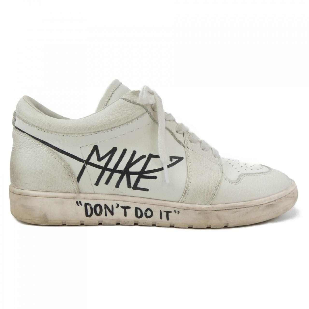 MIKE SNEAKERS