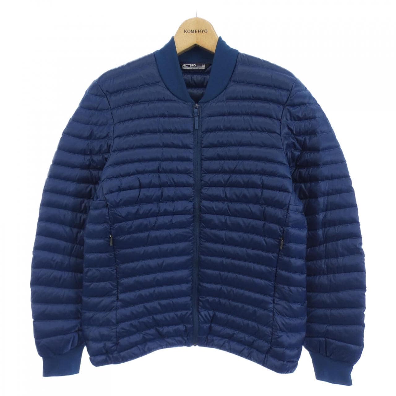 アークテリクス ARC'TERYX ダウンジャケット