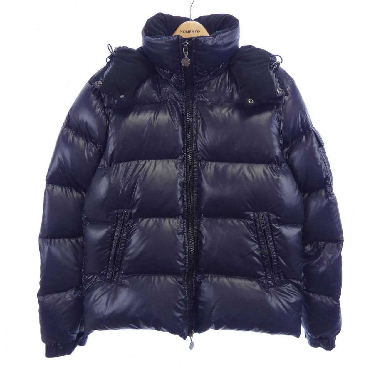 モンクレール MONCLER ダウンジャケット