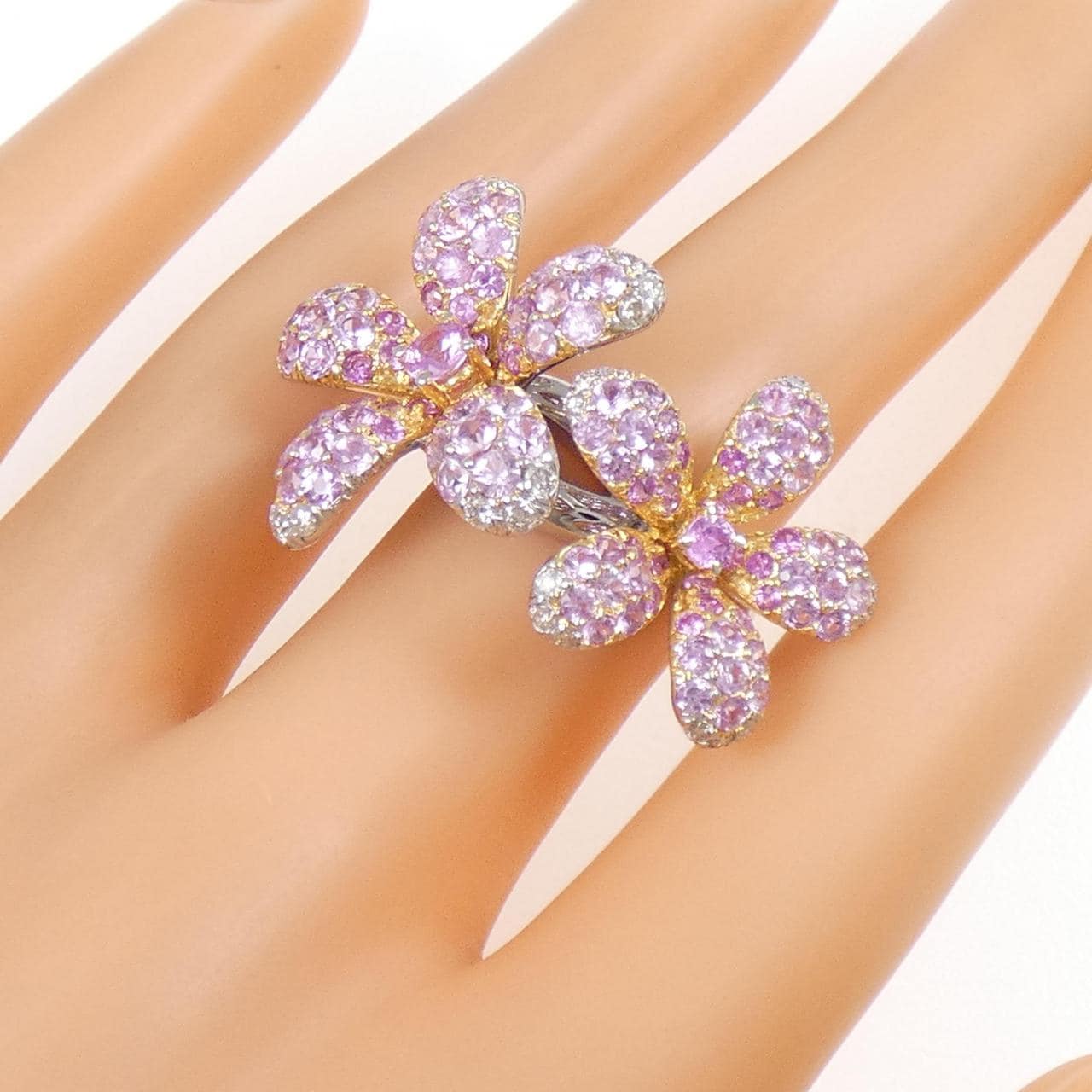 750WG/750YG フラワー サファイヤ リング 4.00CT
