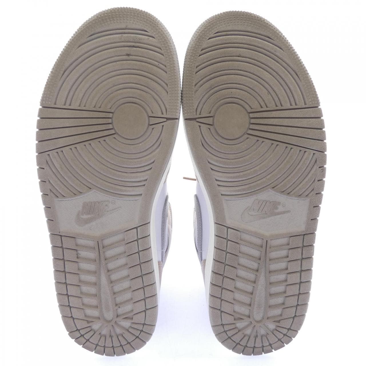 ナイキ ジョーダン NIKE JORDAN DQ8426-200 スニーカー
