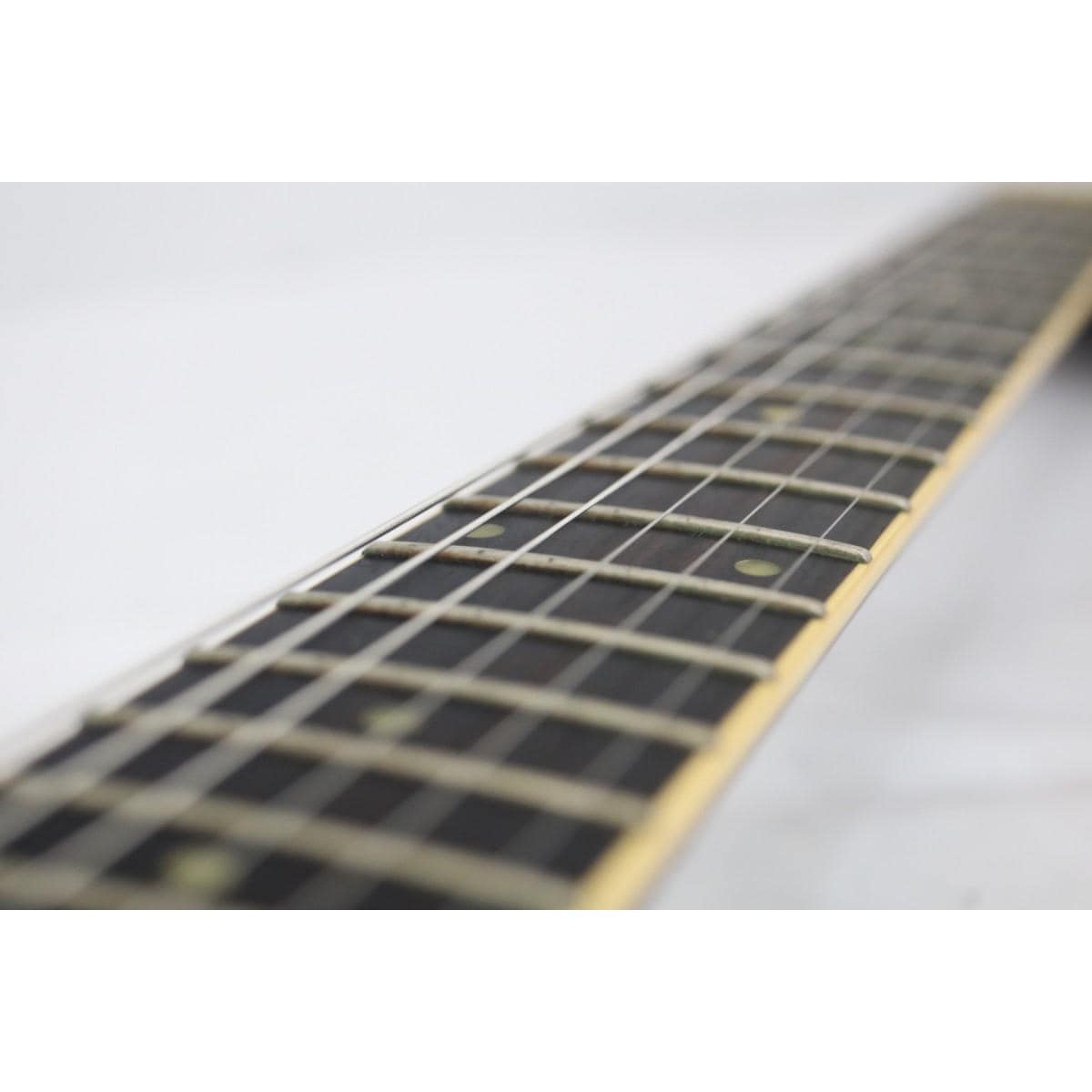 ＯＲＶＩＬＬＥ　ＢＹ　ＧＩＢＳＯＮ　　ＥＳ