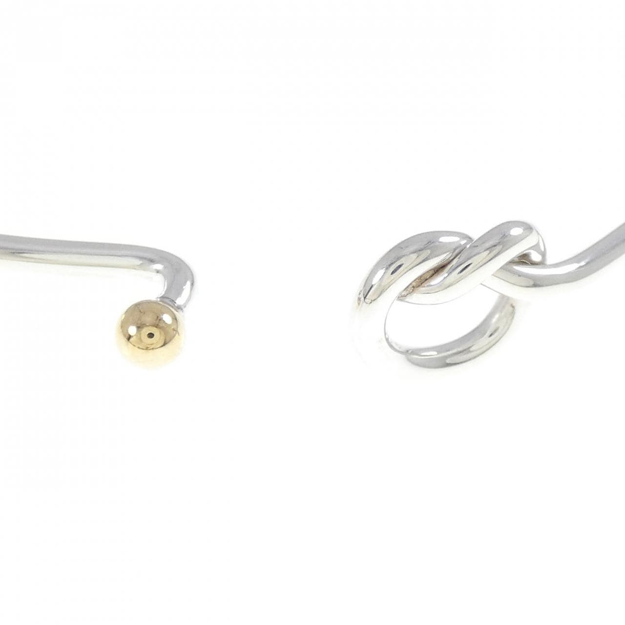 ティファニー フラットワイヤー フック&アイ ハート バングル