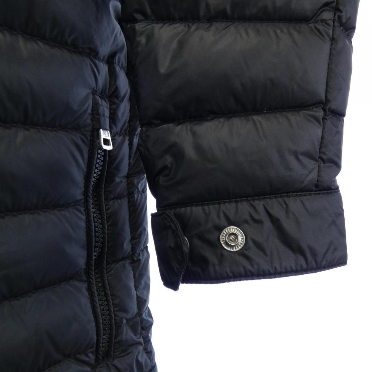 モンクレール MONCLER KAVIR ダウンジャケット