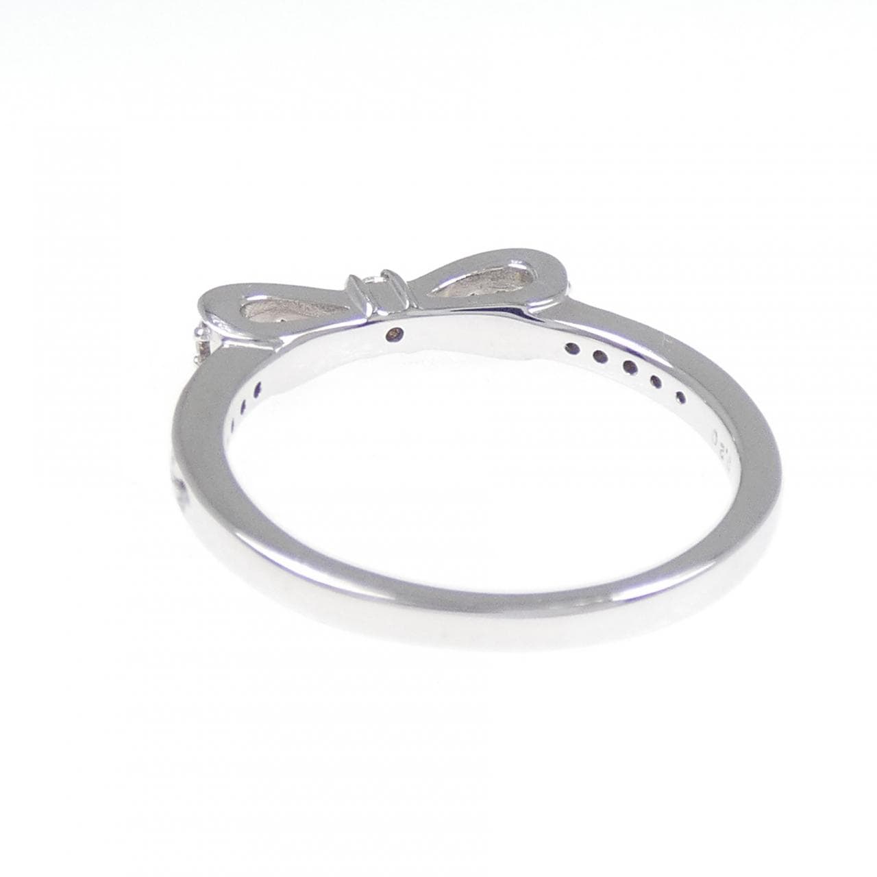 K18WG リボン ダイヤモンド リング 0.20CT