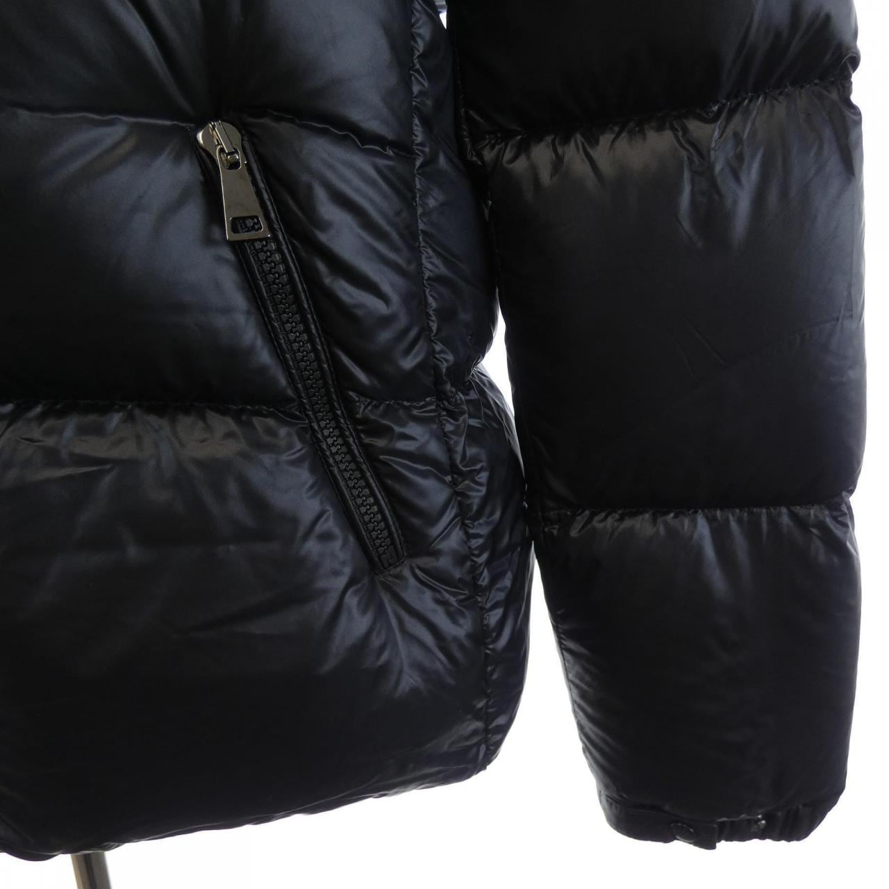 モンクレール MONCLER FOURMINE ダウンジャケット