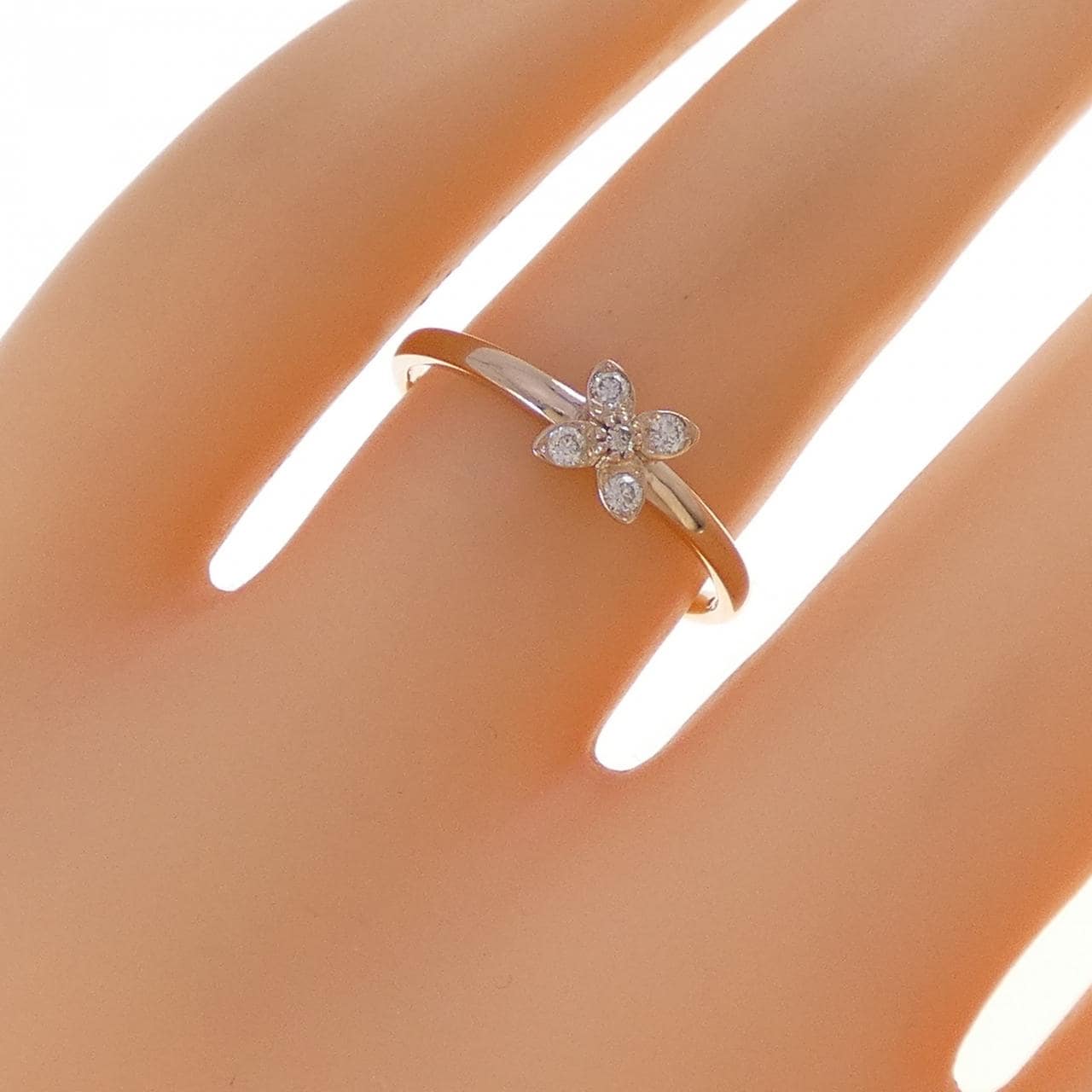 K18PG フラワー ダイヤモンド リング 0.07CT