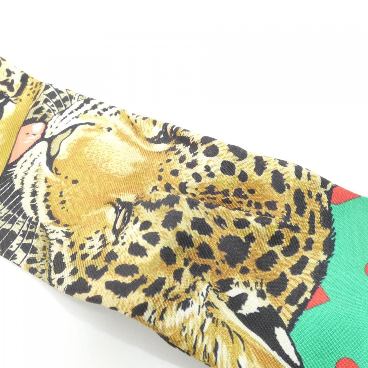 エルメス JUNGLE LOVE LOVE ツイリー 063513S スカーフ