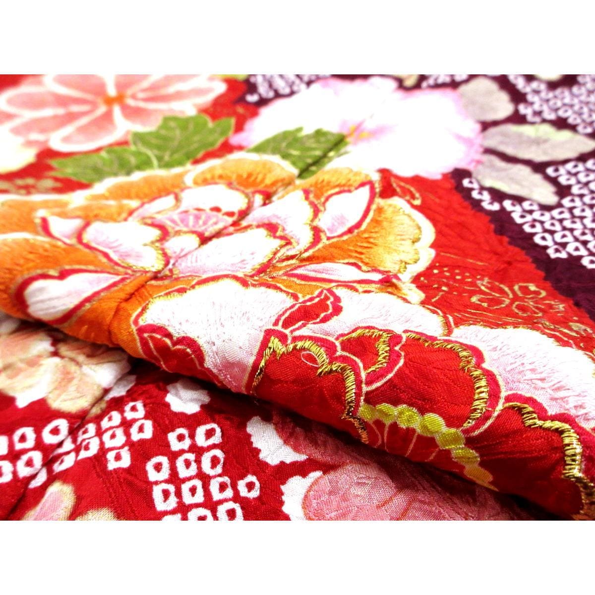 振袖　友禅金彩加工　刺繍入り絞り加工