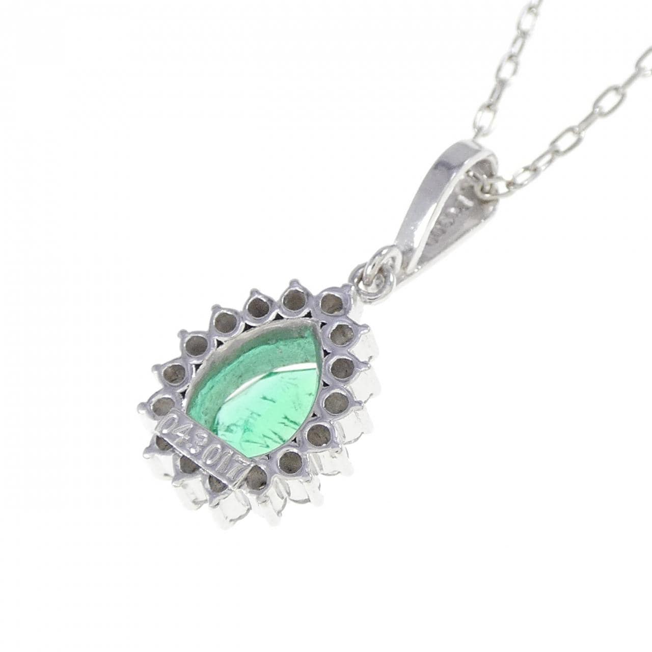 PT900/PT850 エメラルド ネックレス 0.43CT