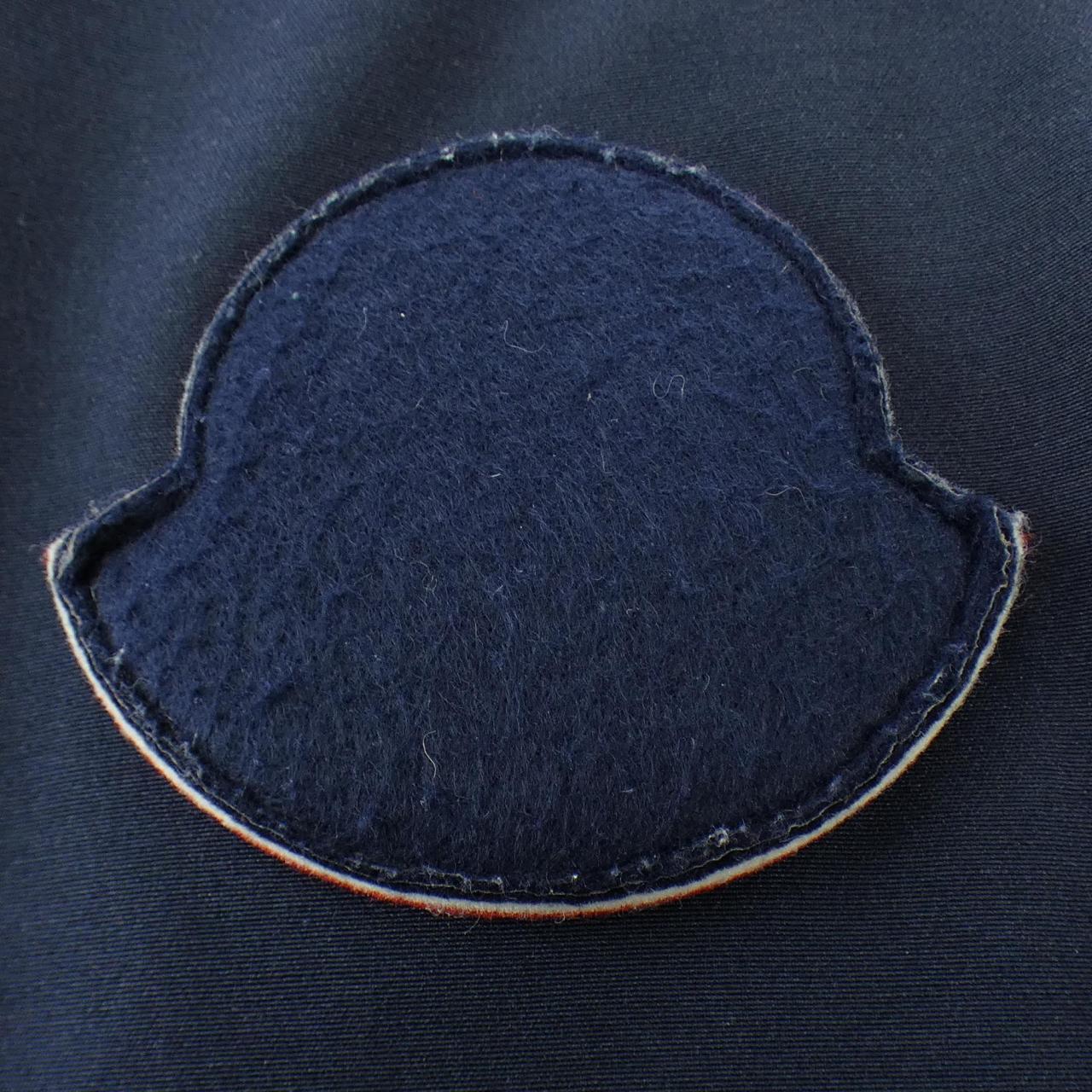 モンクレール MONCLER CAVELL ダウンジャケット