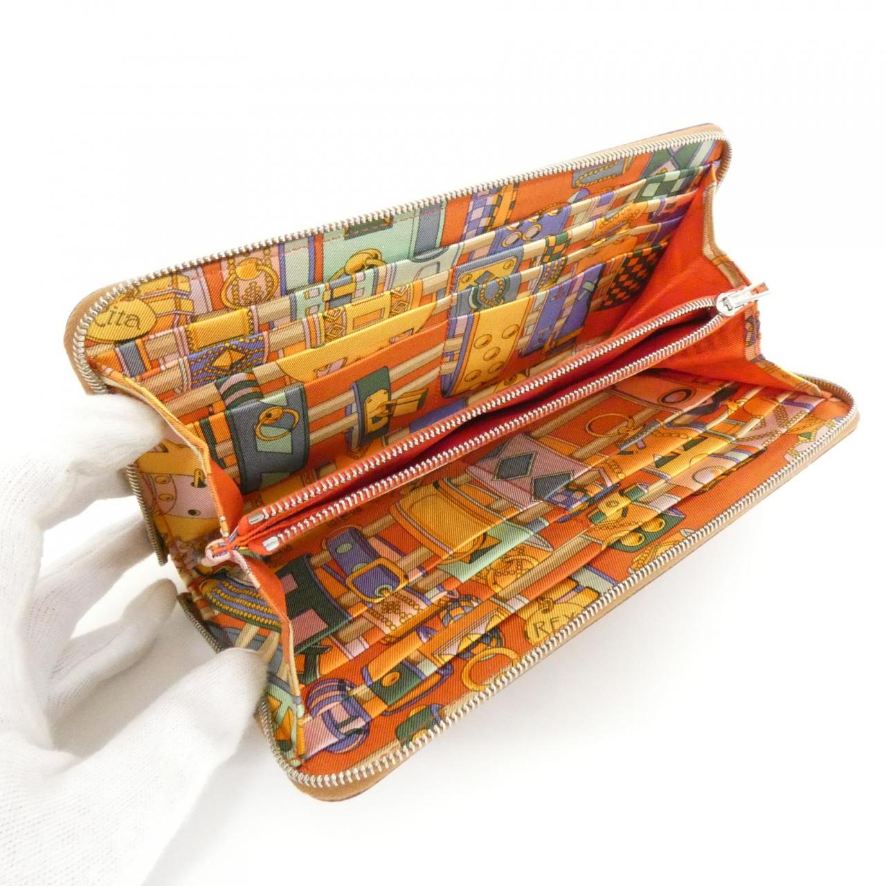 エルメス COLLIER DE CHIEN シルク イン クラシック 067388CK 財布