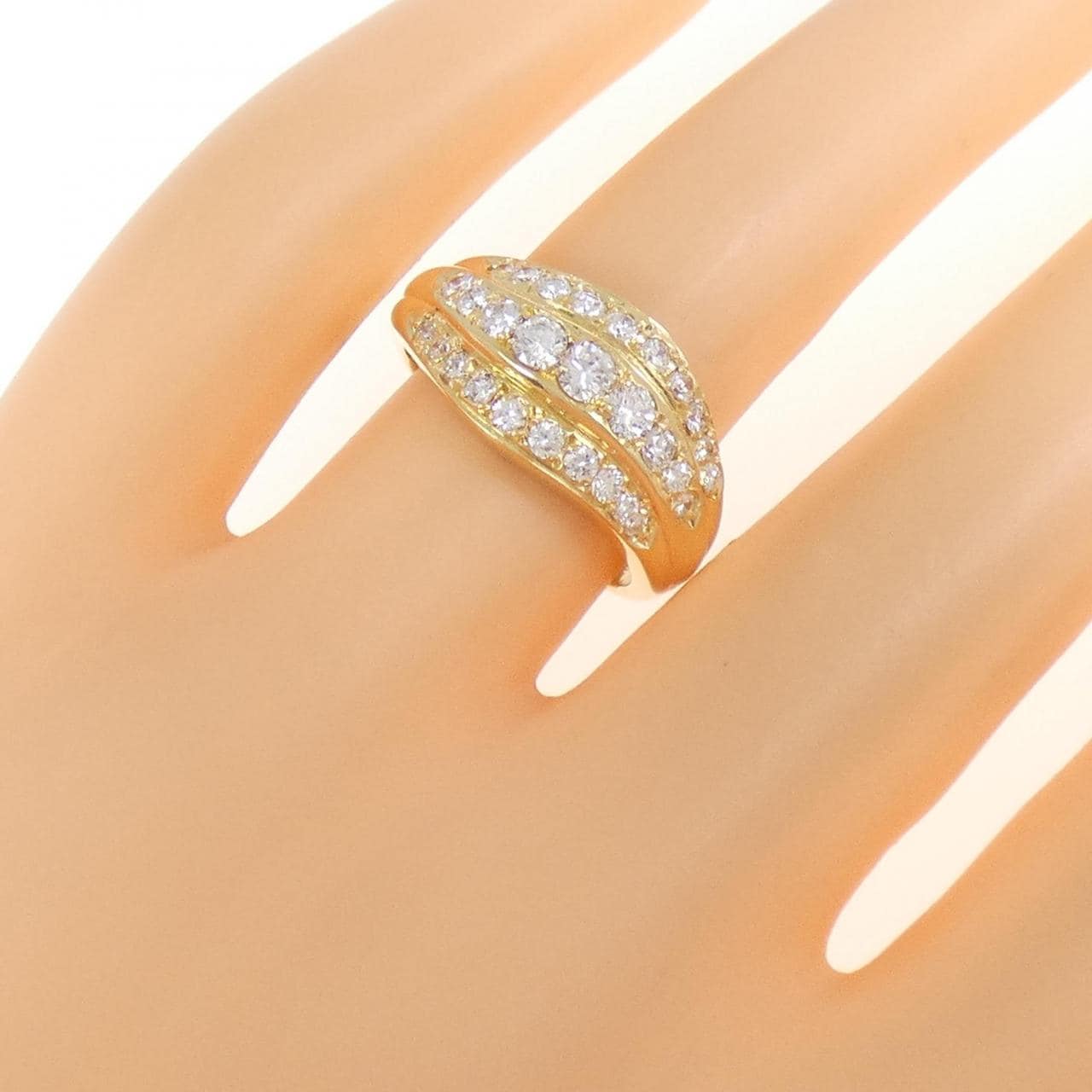 K18YG ダイヤモンド リング 0.70CT