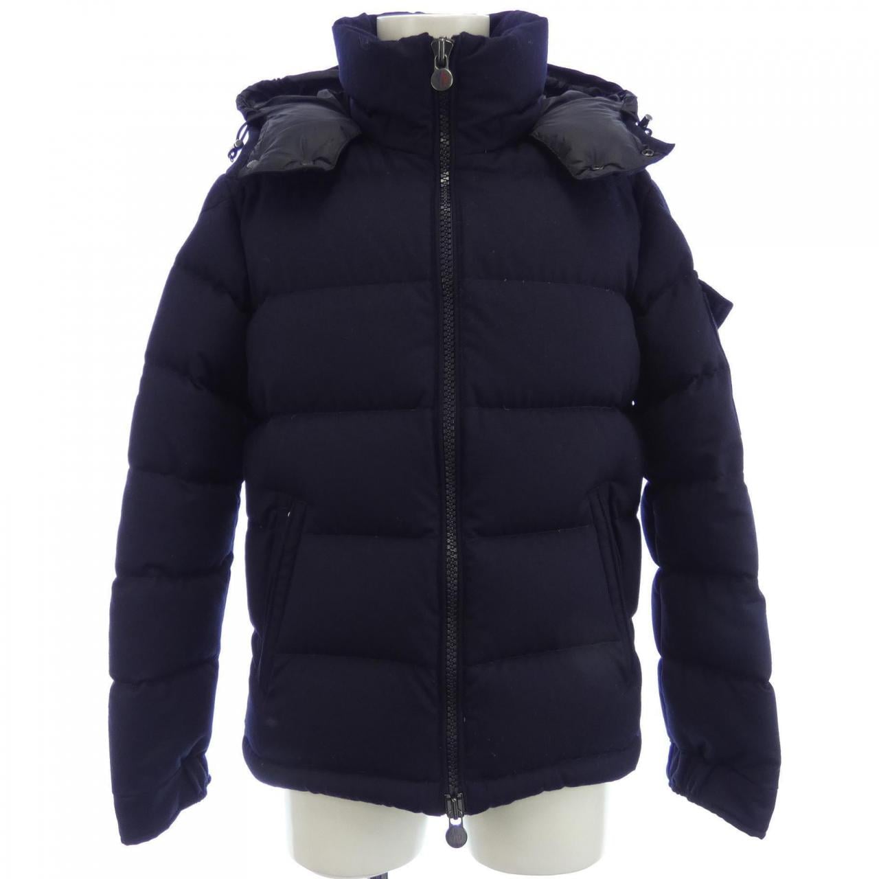 モンクレール MONCLER ダウンジャケット