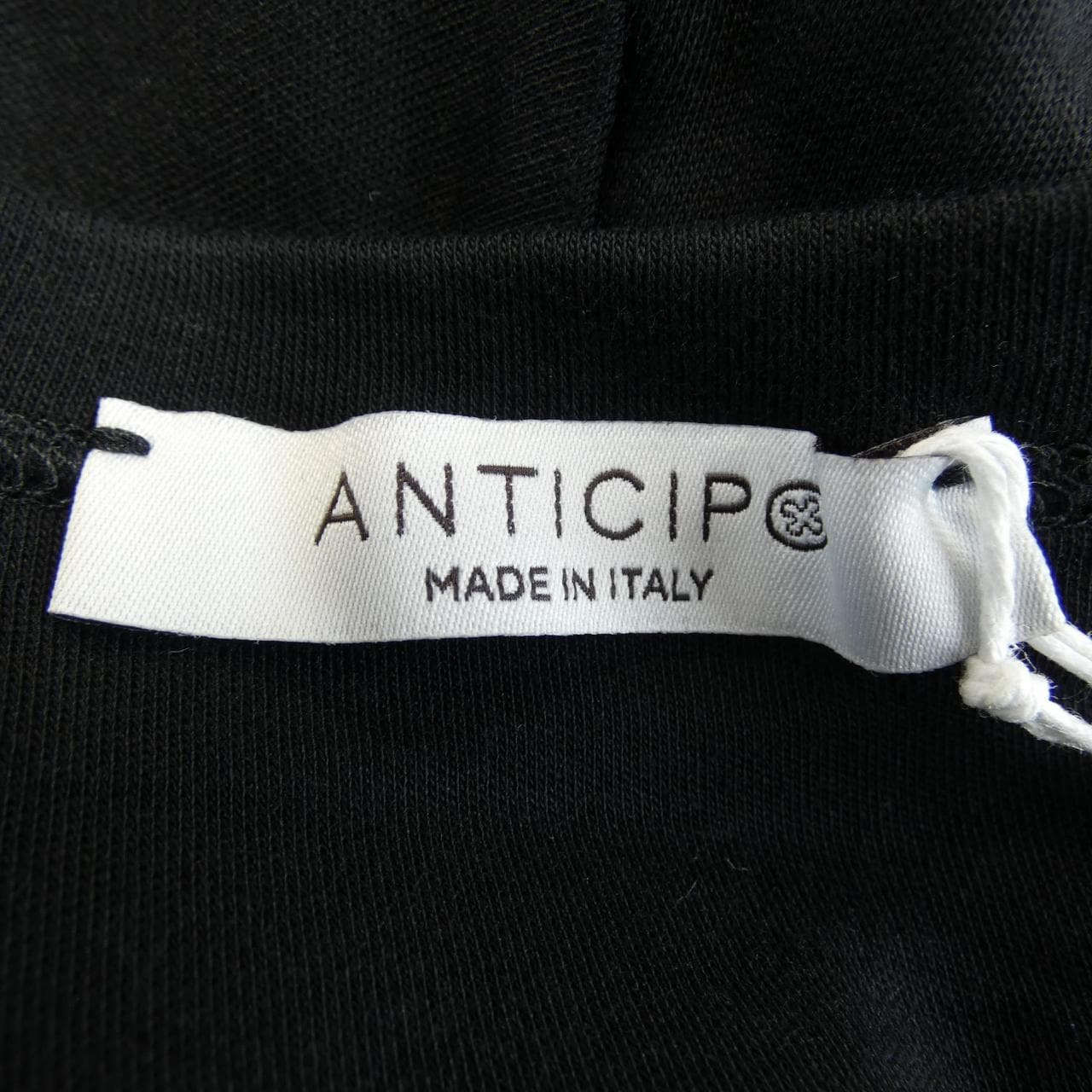 アンティーチポ ANTICIPO Tシャツ